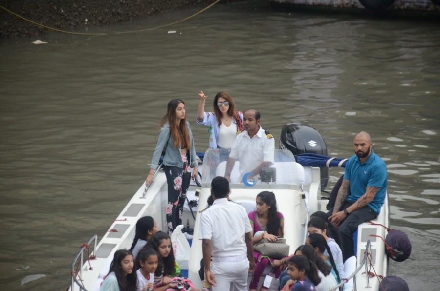 Raveena Tandon celebrates daughter Rasha's 13th birthday in yacht. Raveena Tandon,actress Raveena Tandon,Raveena Tandon celebrates daughter Rasha birthday,Raveena Tandon daughter Rasha,Rasha birthday,Rasha,Rasha birthday celebration