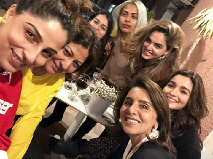 While Alia Bhatt and Ranbir Kapoor are both together shooting in Bulgaria for 'Brahmastra'. But we could not spot actor during Alia's birthday. Alia Bhatt,alia bhatt birthday celebration,Alia Bhatt celebrates birthday,alia bhatt birthday cake,Neetu Kapoor,Ranbir Kapoor,Alia Bhatt and Ranbir Kapoor