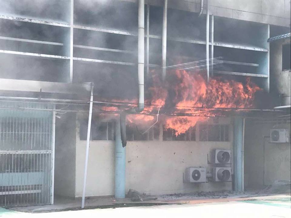 The forensics unit at Hospital Kuala Lumpur caught fire around noon today. Fire at Malaysia,Malaysia,Malaysia's largest public hospital,fire at Malaysia's largest public hospital