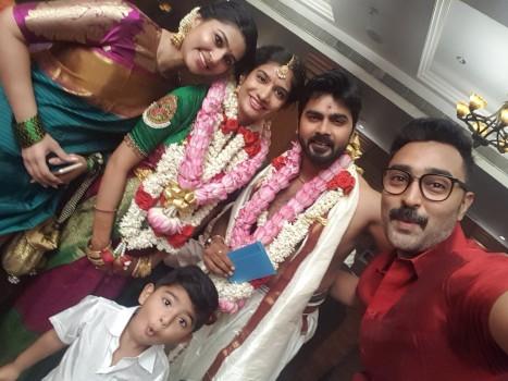 Prasanna with wife Sneha at Ashok Kumar wedding.