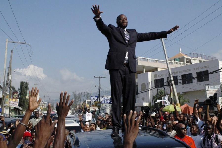 Haitian-American hip-hop star Wyclef Jean registered to run in the 2010 presidential elections in Haiti before being disqualified for not meeting residency requirements. Donald Trump,Arnold Schwarzenegger,Cynthia Nixon,Celebrities turned politicians,Celebrities as politicians