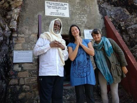 Superstar Rajinikanth offers prayers at Ashram in Rishikesh.