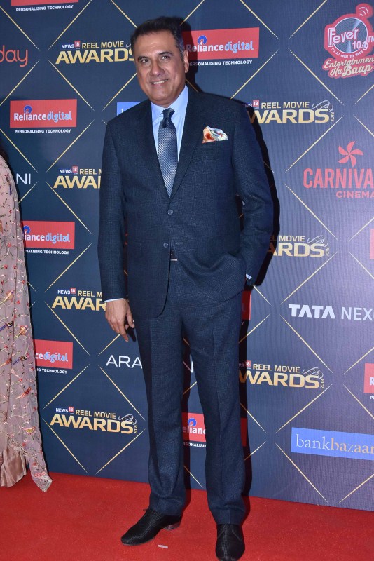 Boman Irani poses for the cameras during News18 REEL Movie Awards 2018 in Mumbai. Boman Irani,Kubra Sait,Tillotama Shome,Amit Sadh,Satyajeet Dubey,Sonali Kulkarni,News18 REEL Movie Awards 2018,celebs at News18 REEL Movie Awards 2018