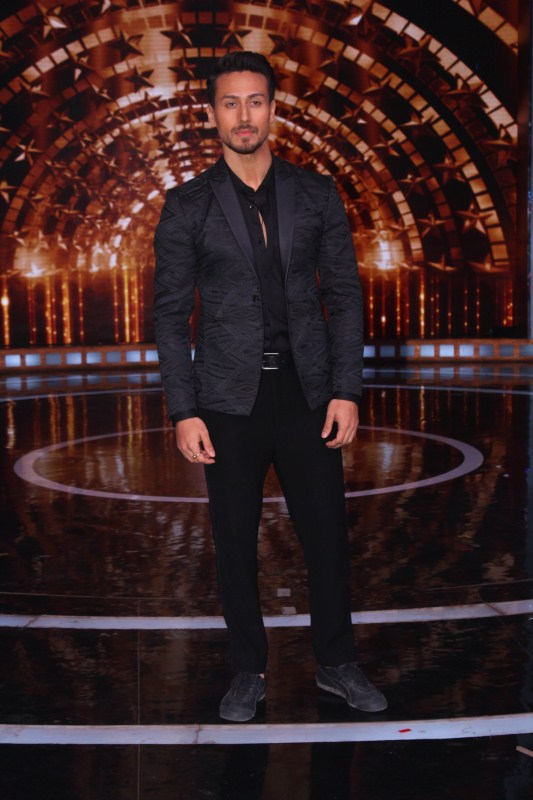 Tiger Shroff snapped at Filmistan studio in Mumbai. Rohit Shetty,Tiger Shroff,Karan Johar,Rohit Shetty at Filmistan studio,Tiger Shroff at Filmistan studio,Karan Johar at Filmistan studio,Filmistan studio,celebs at Filmistan studio