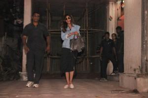 Shilpa Shetty,Sidharth Malhotra,Sophie Choudry,Shilpa Shetty spotted at Bandra,Sidharth Malhotra spotted at Bandra,Sophie Choudry spotted at Bandra,Shilpa Shetty new pics,Shilpa Shetty pics,Shilpa Shetty images