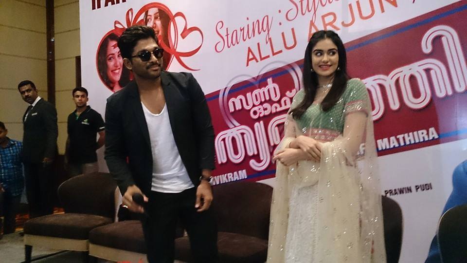 Allu Arjun Promotes 'S/O Satyamurthy' (Son of Satyamurthy) in Kochi Son of Satyamurthy,S/o Satyamurthy,Allu arjun,allu arjun in kochi,S/o Satyamurthy promotions