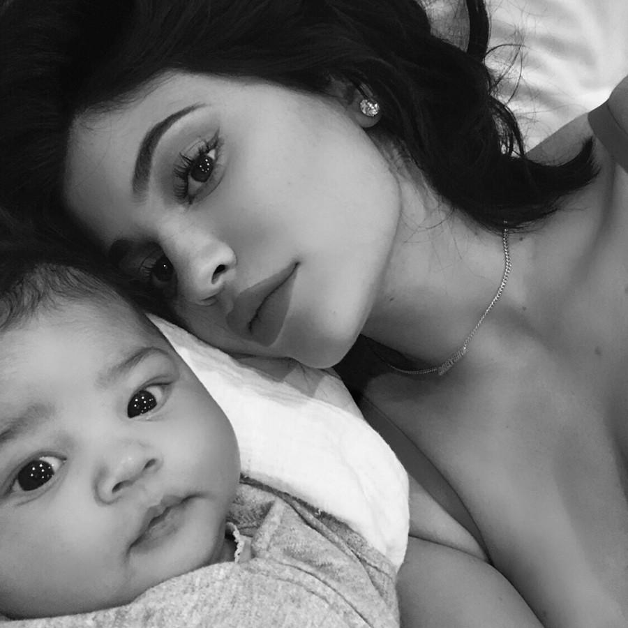 Reality TV star Kylie Jenner shares first selfies with a gorgeous daughter Stormi Webster. She shared a picture on Instagram with the caption, "stormiiiiiiiii". Kylie jenner,stormi webster,travis scott,Kylie Jenner daughter,Kylie Jenner and Stormi Webster,Stormi Webster pics,Stormi Webster images,Kylie Jenner daughter pics,Kylie Jenner daughter images,Travis Scott