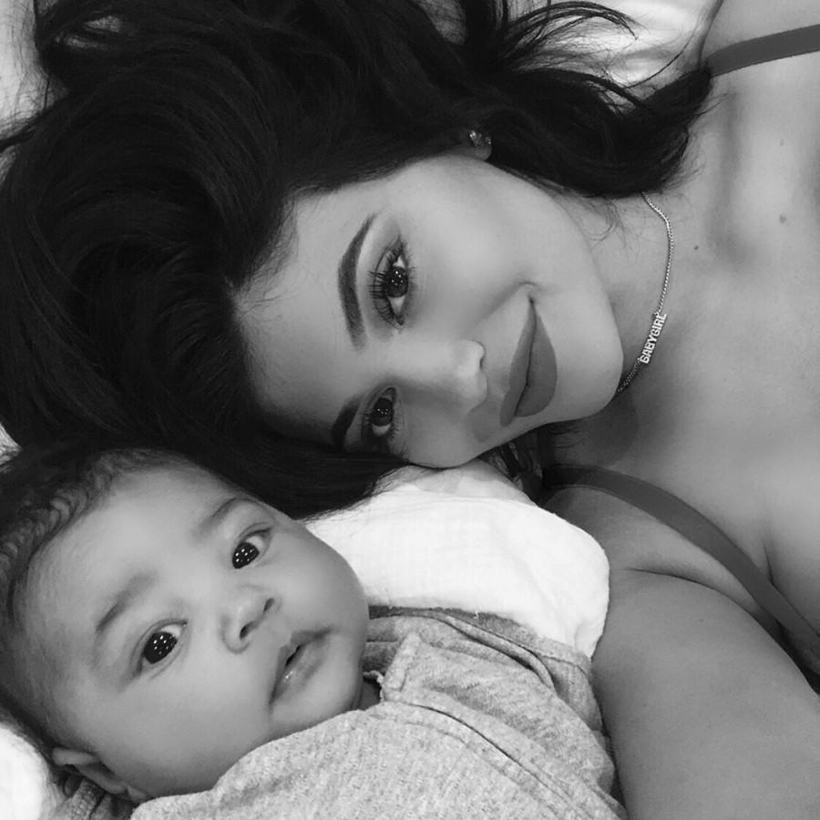 Reality TV star Kylie Jenner, who welcomed daughter Stormi on February 1 with boyfriend Travis Scott. Kylie jenner,stormi webster,travis scott,Kylie Jenner daughter,Kylie Jenner and Stormi Webster,Stormi Webster pics,Stormi Webster images,Kylie Jenner daughter pics,Kylie Jenner daughter images,Travis Scott