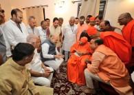 BJP President Amit Shah took his Twitter page and shared a picture with a caption: "Today I had the good fortune to seek blessings from the 'Walking God'  Sri Sri Sri Shivakumara Swamiji of Siddhaganga Mutt, Tumakuru. His tireless work even at his advanced age is inspiring. His life is a living lesson and guiding light for all of us."