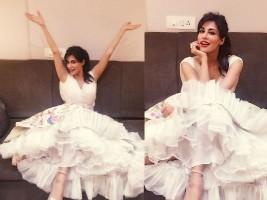 Chitrangada Singh,Chitrangada Singh white gown,actress Chitrangada Singh,Chitrangada Singh pics,Chitrangada Singh images,Chitrangada Singh new pics,Soorma,DID Lil' Masters