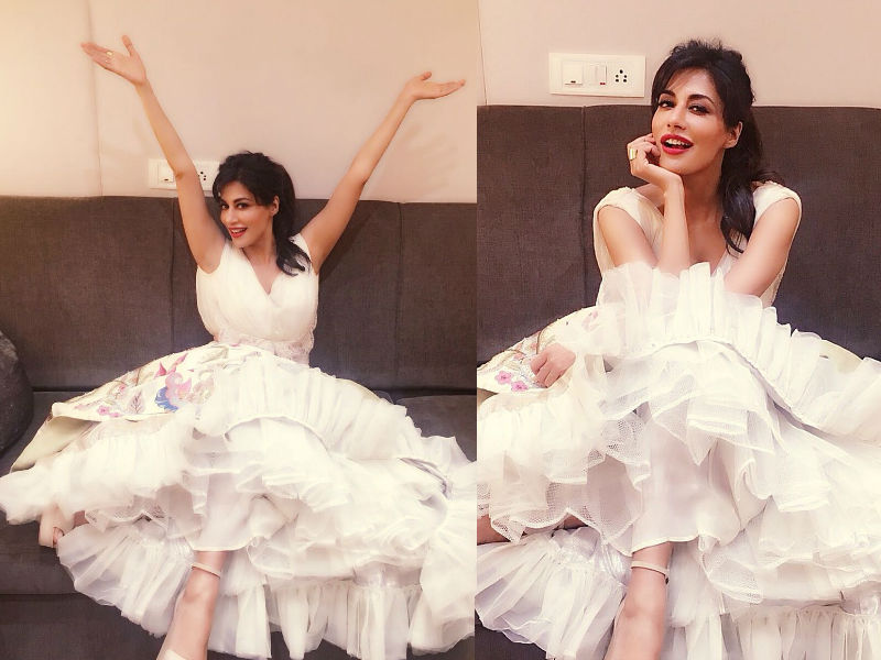 Chitrangada Singh is someone who always impresses us with the way she dresses. Recently at a reality show where Chitrangada is the Judge, the actress wore a Varun Bahl creation Chitrangada Singh,Chitrangada Singh white gown,actress Chitrangada Singh,Chitrangada Singh pics,Chitrangada Singh images,Chitrangada Singh new pics,Soorma,DID Lil' Masters