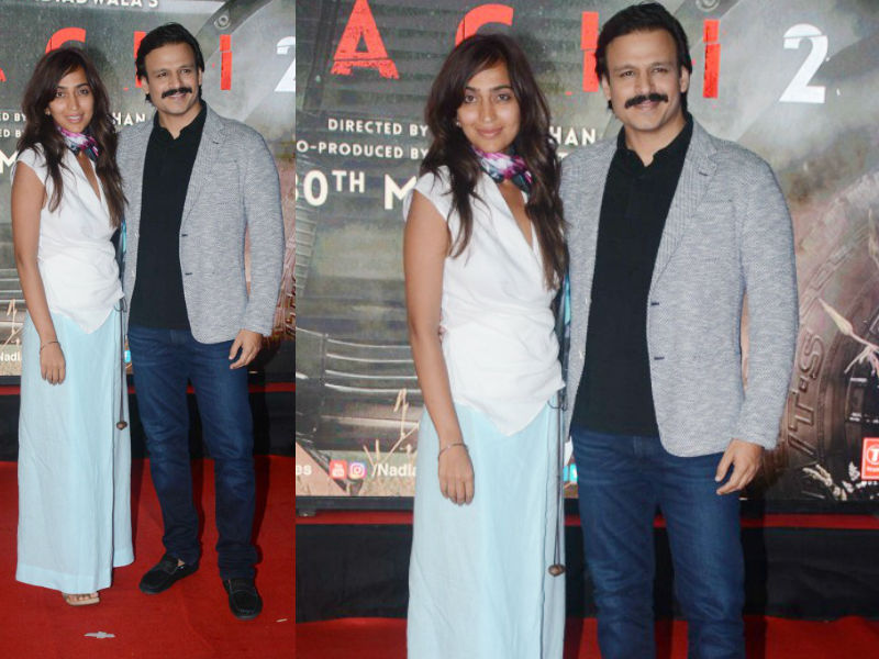 Vivek Oberoi and Priyanka Alva pose together as they arrive at the special screening of Baaghi 2 in Mumbai on March 30, 2018. Akshay Kumar,Disha Patani,Huma Qureshi,Vivek Oberoi,Suniel Shetty,Tiger Shroff,Baaghi 2,Baaghi 2 special screening,Baaghi 2 special screening pics,Baaghi 2 special screening images