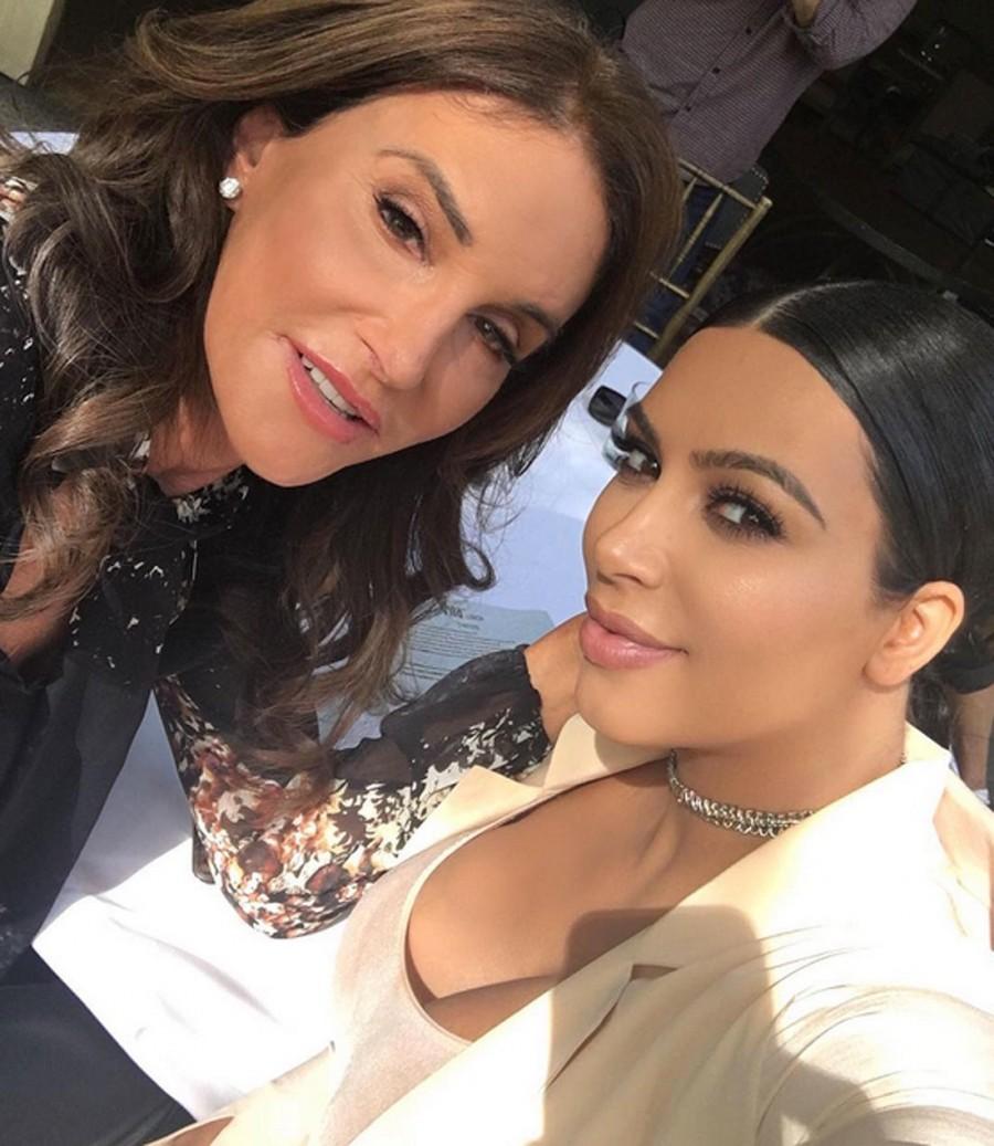 Others shared the photograph on Twitter, asking: "Is this Kim throwing shade at Caitlyn or is it just me?" Kim Kardashian,TV star Kim Kardashian,Kim Kardashian pics,Kim Kardashian images,kim kardashian instagram,Kris Jenner,Caitlyn Jenner,Kris Jenner and Caitlyn Jenner