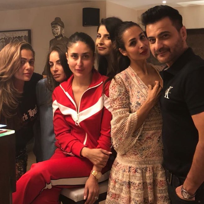 Kareena Kapoor Khan spotted celebrating Easter with her close besties Amrita Arora, Malaika Arora, Sanjay Kapoor, Maheep Kapoor and Seema Khan. Sanjay Kapoor shared a picture on Instagram with the caption, "beautiesandthebeast." Kareena Kapoor Khan,Kareena Kapoor,Karan Johar,Malaika Arora,Amrita Arora,Maheep Kapoor,Sanjay Kapoor,Seema Khan,Bebo pouts with Karan Johar,Easter celebration