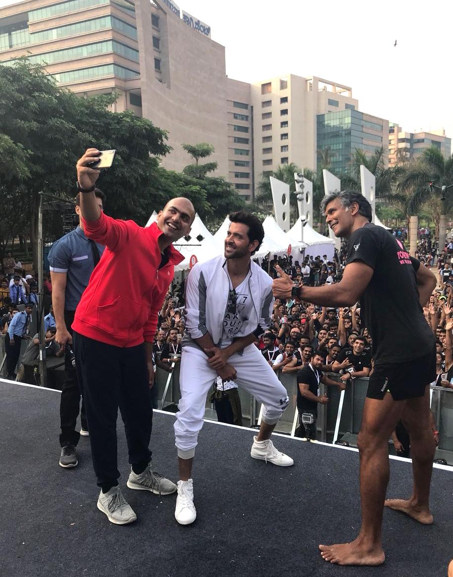 Xiaomi India Managing Director Manu Jain is seen taking selfie with Hrithik Roshan and Milind Soman during a marathon in Bengaluru, on March 31, 2018. Hrithik Roshan,Milind Soman,Actor Hrithik Roshan,Hrithik Roshan pics,Hrithik Roshan images,Hrithik Roshan at Bangalore Marathon,Bangalore Marathon,Bangalore Marathon pics,Bangalore Marathon images