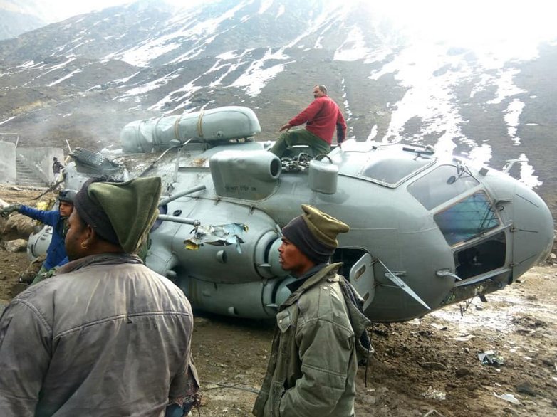There were eight people -- six passengers, pilot and co-pilot -- onboard but all are safe with minor injuries, an official told IANS. IAF chopper crash,IAF chopper,IAF chopper accident,Kedarnath,Kedarnath temple
