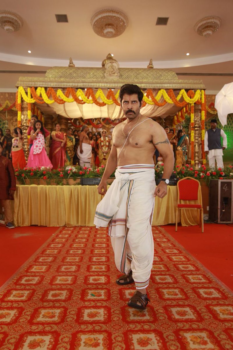 Check out latest stills of Tamil movie Saamy Square. Vikram,Keerthy Suresh,Bobby Simha,Saamy Square movie stills,Saamy Square,Saamy Square movie pics,Vikram Saamy Square,Saamy Square pics,Saamy Square images