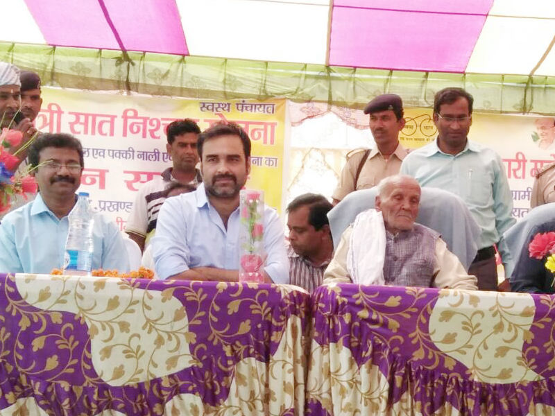 The Lohiya Swachh Bihar Abhiyan’s mission is to make Bihar Open Defecation Free (ODF) by 2nd October 2019. The objective is to achieve ODF in all 534 blocks of Bihar and secure sanitation and health for all by improving the cleanliness index of rural areas with special focus on Behavioural Change Communications among the community members. Tripathi, a native of Belsand himself, visits his hometown ever 3-4 months and actively participates in such campaigns. Therefore, he has been brought on board to ensure the campaign gets enough recognition as his popularity amongst the community is immense. Masaan actor,Pankaj Tripathi,actor Pankaj Tripathi,Swachh Bharath Campaign,Pankaj Tripathi Swachh Bharath Campaign