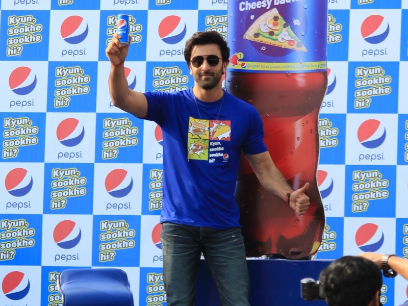 He spoke about how the idea of 'Kyun Sookhe Sookhe Hi' resonates strongly with him, a statement said. "It's no secret that I am a huge foodie. The love for all kinds of food, right from vada pavs to tandoori chicken runs in my veins," said Ranbir. Ranbir Kapoor,Pepsi's Kyun Sookhe Sookhe Hi campaign,Kyun Sookhe Sookhe Hi campaign,Kyun Sookhe Sookhe Hi,Ranbir Kapoor meet fans
