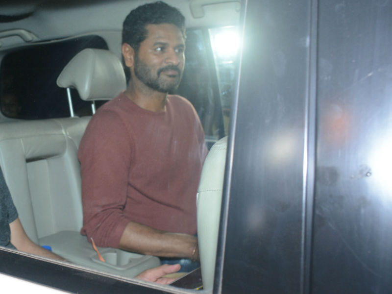 Prabhu Deva gets clicked on his arrival at Salman Khan's residence in Bandra, Mumbai. Katrina Kaif,Varun Dhawan,Jacqueline Fernandez,Hume Qureshi,Saqib Saleem,Athiya Shetty,Suniel Shetty,Malaika Arora,Salman Khan