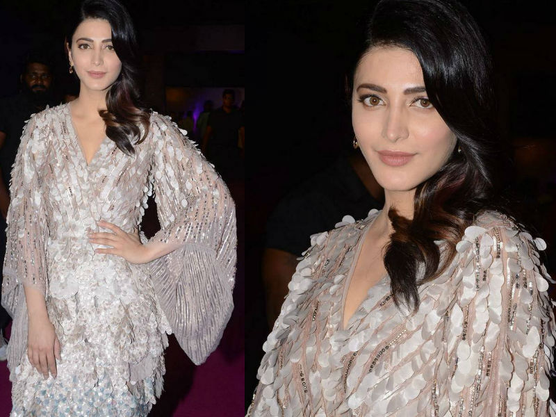 South Indian actress Shruti Haasan walks the red carpet at 'Zee Telugu Apsara Awards 2018' held at Hyderabad. Kajal Aggarwal,Shruti Haasan,Kalyani Priyadarshan,Lavanya Tripathi,Tamannaah,Zee Telugu Apsara Awards,Zee Telugu Apsara Awards pics,Zee Telugu Apsara Awards images