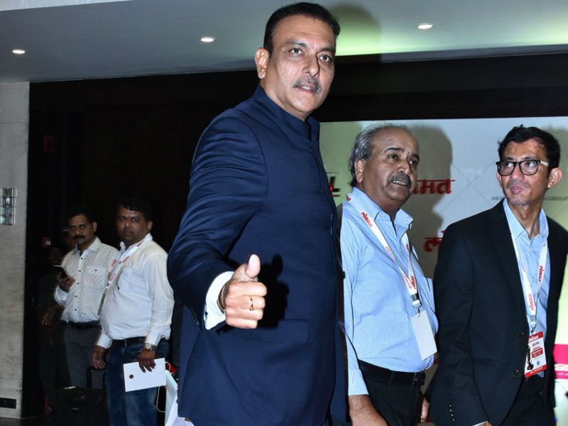 Ravi Shastri arrives at Lokmat Maharashtrian of the Year Awards 2018 in Mumbai on April 10, 2018. Akshay Kumar,Kareena Kapoor,Shreya Ghoshal,Amruta Khanvilkar,Gulshan Grove,Jeetendra,Sonali Kulkarni,Ravi Shastri,Lokmat Maharashtrian of the Year Awards,celebs at Lokmat Maharashtrian of the Year Awards,Lokmat Maharashtrian of the Year Awards pics,Lokmat