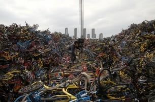 Chinese bike graveyard,bike graveyard,bike graveyard pics,bike graveyard images,bike-sharing graveyards,abandoned bikes