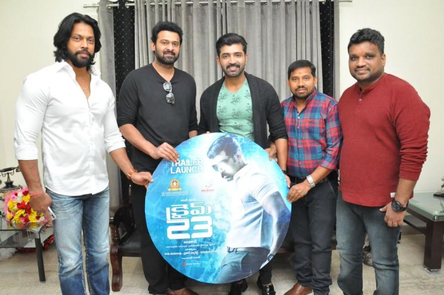 Rebel star Prabhas launches Arun Vijay's Crime 23 trailer. Crime 23 is an upcoming crime thriller film written and directed by Arivazhagan and produced by Inder Kumar. Prabhas,prabhas baahubali 2,actor Prabhas,Arun Vijay,Crime 23 trailer,Crime 23,Crime 23 trailer launch,Crime 23 pics,Crime 23 images