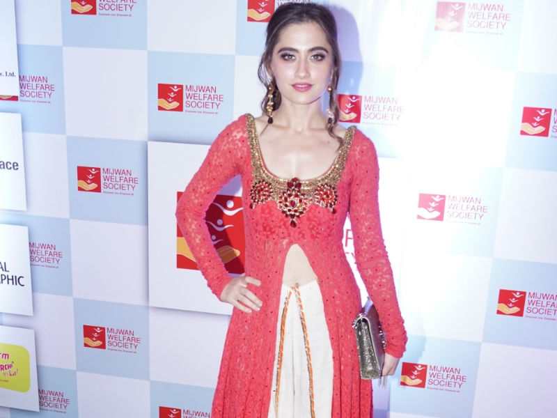 Actress Sanjeeda Shaikh poses for the cameras on her arrival at Manish Malhotra's fashion show in Mumbai on April 19, 2018. Mouni Roy,Sonakshi Sinha,Sooraj Pancholi,Nandita Das,Sonali Bendre,Manish Malhotra,Manish Malhotra show,celebs at Manish Malhotra show,Manish Malhotra show pics,Manish Malhotra show images