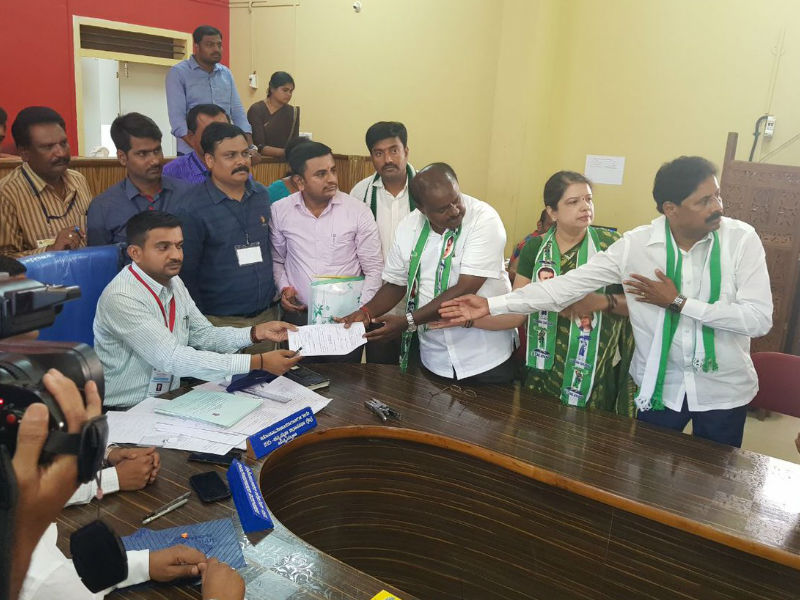 Former CM and JD(S) Karnataka chief HD Kumaraswamy files nomination papers for upcoming Karnataka Assembly polls in Channapatna, Karnataka on April 20, 2018. HD Kumaraswamy,B Suresh Gowda,Lakshmi Hebbalkar,Karnataka Assembly polls,election,Karnataka election,Karnataka election 2018,JDS,BJP,Congress