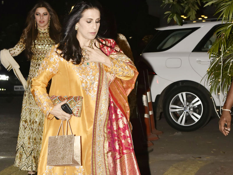 Sunita Kapoor arrives at the wedding reception of Saudamini Mattu and Siddharth Bhandari in Mumbai. Aishwarya Rai,Amitabh Bachchan,Sonam Kapoor,Sara Ali Khan,Karan Johar,Saudamini Mattu,Siddharth Bhandari wedding reception,Saudamini Mattu wedding reception,Saudamini Mattu wedding reception pics,Saudamini Mattu wedding reception images,Siddharth Bhandari