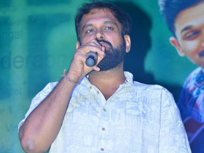 Director Vakkantham Vamsi at Naa Peru Surya Naa Illu India audio launch. Allu Arjun,Vakkantham Vamsi,Nagababu,Sridhar Lagadapati,Bunny Vasu,Meher Ramesh,Naa Peru Surya Naa Illu India audio launch,Naa Peru Surya Naa Illu India,Naa Peru Surya Naa Illu India audio launch pics,Naa Peru Surya Naa Illu India audio launch images