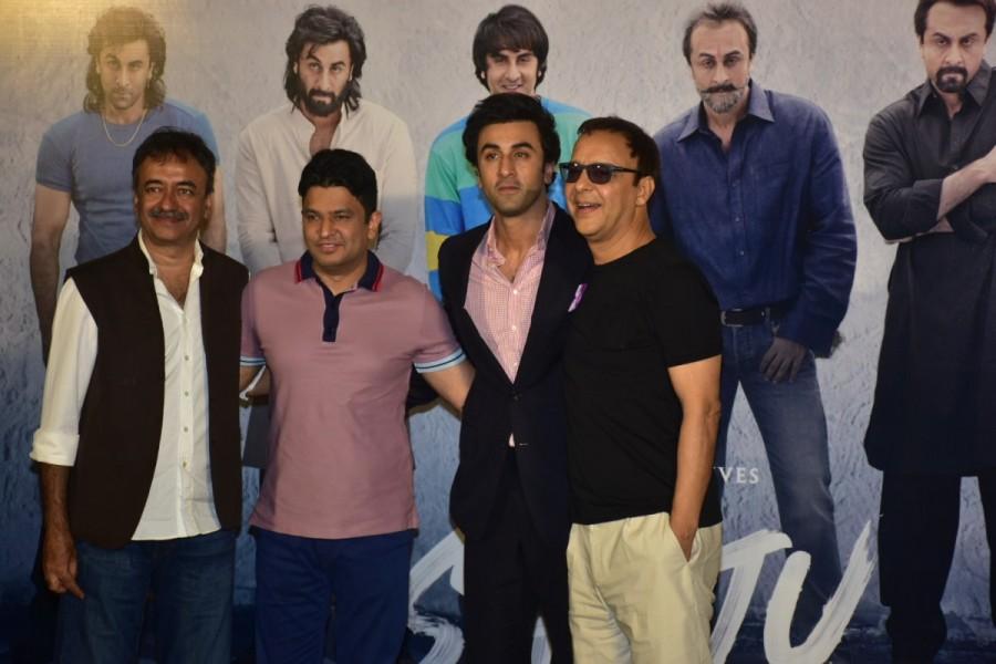 The recently released teaser of Sanju traces the journey of highs and lows of Bollywood Superstar Sanjay Dutt. Starring Ranbir Kapoor, Paresh Rawal, Manisha Koirala, Anushka Sharma, Sonam Kapoor, Dia Mirza, Vicky Kaushal, Jim Sarbh and Boman Irani. Ranbir Kapoor,Rajkumar Hirani,Vidhu Vinod Chopra,Sanju,Sanju teaser launch,Sanju teaser,Sanju movie teaser