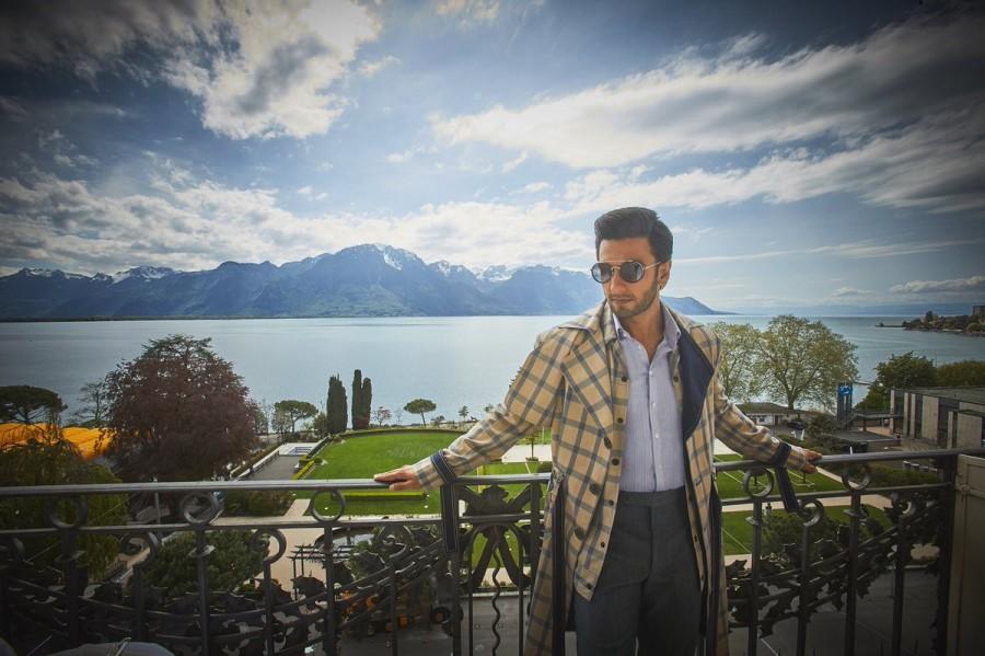 The region includes the Montreux also called "the pearl of Swiss Riviera", Lausanne -- the Olympic capital, surrounded by vineyards, a trio of hills rolling down to the lake and a medieval cathedral; and Lavaux, a Unesco world heritage site. On the acting front, Ranveer has just wrapped up shooting for director Zoya Akhtar's "Gully Boy", which also stars Alia Bhatt. Ranveer Singh,actor Ranveer Singh,Ranveer Singh in Switzerland,Ranveer Singh summer break,Ranveer Singh new pics,Ranveer Singh pics,Ranveer Singh images