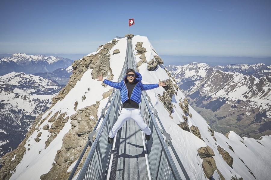 On the acting front, Ranveer has just wrapped up shooting for director Zoya Akhtar's "Gully Boy", which also stars Alia Bhatt. Ranveer Singh,actor Ranveer Singh,Ranveer Singh in Switzerland,Ranveer Singh summer break,Ranveer Singh new pics,Ranveer Singh pics,Ranveer Singh images