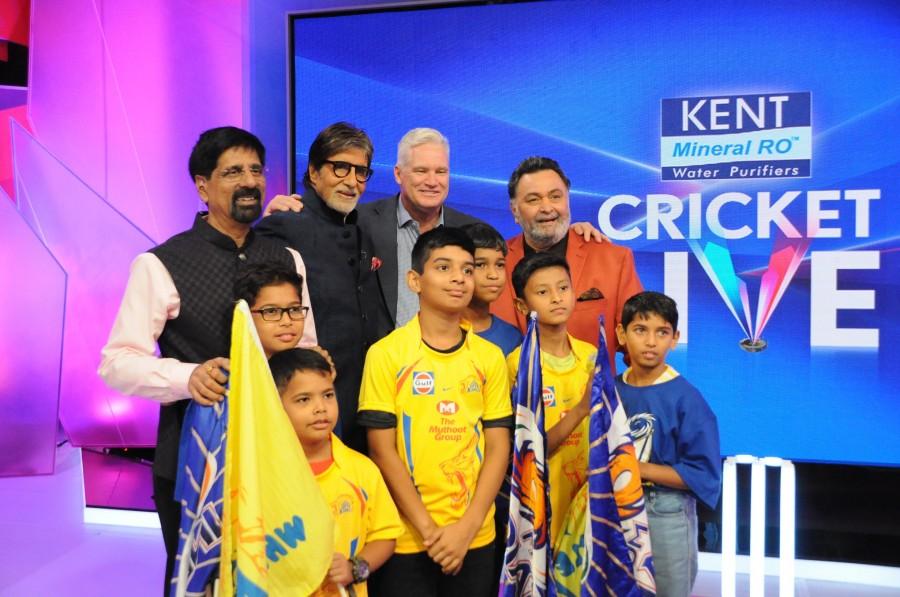 Fans of the VIVO IPL 2018 were treated to the presence of two of Bollywood’s most adored Superstars – Amitabh Bachchan and Rishi Kapoor, as they took to the stage for the segment on Kent Cricket Live this Saturday the 28th of April 2018. The duo brought a fresh breath of youthful enthusiasm to the show as they reminisced about their days of cricket fever. Expressing adoration for their favourite VIVO IPL team, the duo enjoys a game of ‘Kaun Banega 102 not out’ joined by expert commentators Dean jones and Srikanth exclusively on Star Sports Network – the new home for VIVO IPL 2018. Amitabh Bachchan and Rishi Kapoor,Amitabh Bachchan,Rishi Kapoor,102 Not Out,Kent Cricket Live