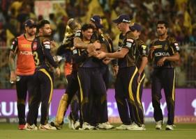 Shubman Gill,Dinesh Karthik,Kolkata Knight Riders,Kolkata Knight Riders beats Chennai Super Kings,Chennai Super Kings,KKR beats CSK,Indian Premier League,Indian Premier League 2018,IPL 2018,IPL 2018 pics,IPL 2018 images
