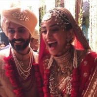 Sonam Kapoor,Sonam Kapoor  wedding,sonam kapoor anand ahuja,Sonam Kapoor wedding pics,Sonam Kapoor wedding images,Sonam Kapoor marriage,Anand Ahuja,Anand Ahuja wedding,Anand Ahuja wedding pics