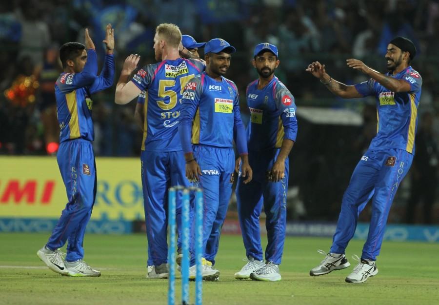 Earlier, Punjab's Andrew Tye (4/34) came with a clinical bowling show to restrict Rajasthan Royals to 158/8. Rajasthan would not have even crossed the 100-run mark but thanks to a blistering 58-ball 82 by opener Jos Buttler that propelled the hosts to a moderate total. Opting to bat, Rajasthan were off to a quick start, accumulating 35 runs in the first three overs. Tye drew the first blood for Punjab as his knuckle ball played the trick to dismiss opener Rahane (9) in the fourth over. Buttler however, continued to fully utilise the powerplay to take his side past the 50-run mark in five overs. Rajasthan Royals,Rajasthan Royals beats Kings XI Punjab,Kings XI Punjab,Rajasthan Royals IPL,Indian Premier League,Indian Premier League 2018,Indian Premier League pics,IPL pics,IPL images,IPL stills