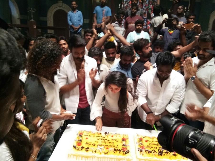 South Indian actress Sai Pallavi celebrates her birthday with Dhanush and Maari 2 team cast members, the actress has been receiving wishes from all over on social media. Directed by Balaji Mohan, "Maari 2" also stars Sai Pallavi and Dhanush in the lead role. The Tamil action-comedy film marks Balaji's second collaboration with Dhanush after "Maari". Here we present some best pics of charming actress. Sai Pallavi,Sai Pallavi birthday,Sai Pallavi birthday celebration,Sai Pallavi birthday celebration pics,Sai Pallavi birthday celebration images,Dhanush,Maari 2,Dhanush Maari 2,Sai Pallavi Maari 2
