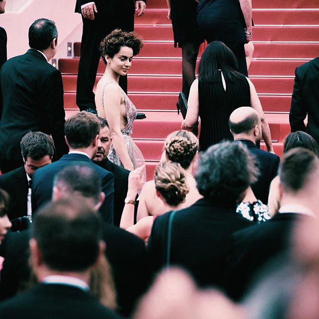 Known for her experimental styling, Day 1 for Kangana at the Cannes film jamboree was about dressing up in a retro avatar. Kangana Ranaut,Kangana Ranaut at Cannes,Kangana Ranaut at Cannes 2018,Kangana Ranaut in backless gown,Cannes Film Festival red carpet,Cannes Film Festival,celebs at Cannes Film Festival,Cannes Film Festival pics,Cannes Film Festival images