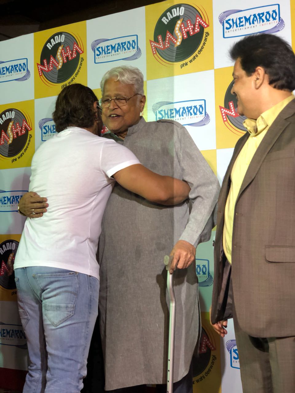 The actor took off time from his busy schedule and attended the screening. On the work front, Aamir Khan is currently busy shooting for Thugs of Hindustan. Aamir Khan,actor Aamir Khan,Qayamat se Qayamat tak,Qayamat se Qayamat tak special screening,Qayamat se Qayamat tak special screening pics,Qayamat se Qayamat tak special screening images