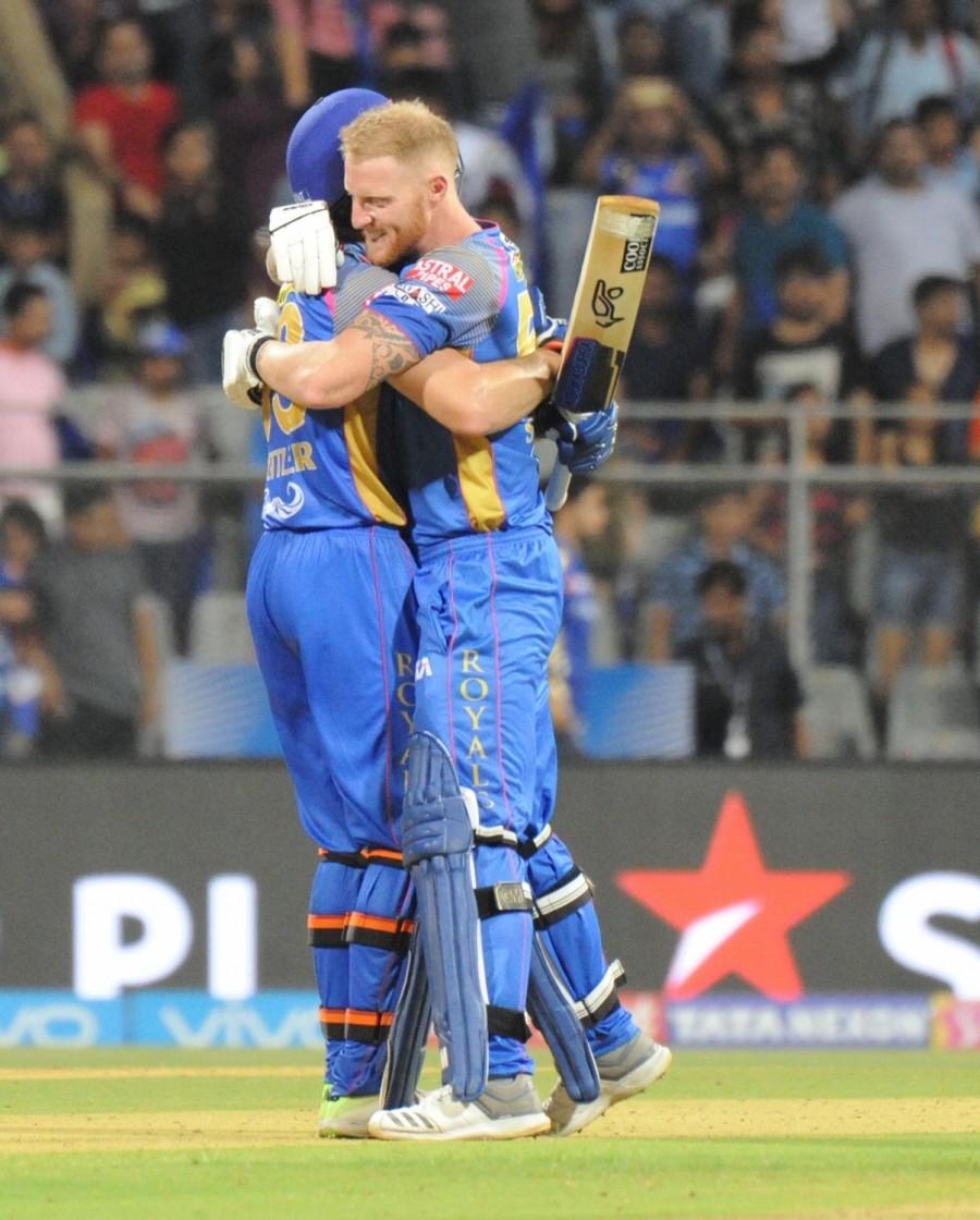 The result at the Wankhede Stadium was decisive since the winner not only bagged two valuable points, but also derail the loser's challenge for the race to the knockouts. Asked to bat first, Mumbai were off to a steady start with Evin Lewis and Suryakumar coming up with an opening partnership of 87 runs off 64 balls. Lewis, who narrowly survived being caught by Stuart Binny in the third over, made good use of the reprieve to blast his way to 60 runs off 42 deliveries. His quick-fire knock included four boundaries and as many sixes. Suryakumar, who also got an early let-off, being dropped by Krishna Gowtham off Dhawal Kulkarni early in the second over, went on to post a steady 38 off 31 deliveries. Jos Buttler,Rajasthan Royals,Rajasthan Royals beats Mumbai Indians,Mumbai Indians,Indian Premier League,Indian Premier League 2018,IPL,IPL 2018,IPL pics,IPL images