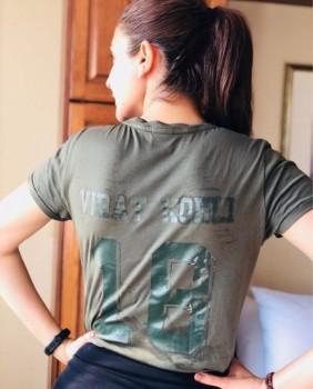 Bollywood actress Anushka Sharma cheered for her husband and star skipper Virat Kohli, who is currently busy with the Indian Premier League (IPL), while she was on the set of her film 