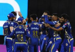 Mumbai Indians,Mumbai Indians beats Kings XI Punjab,Kings XI Punjab,Indian Premier League,Indian Premier League 2018,IPL 2018,IPL 2018 pics,Lokesh Rahul,Chris Gayle