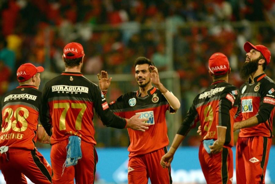 Skipper Williamson and Pandey then took the command, taking their side to touch the three-figure mark in 11.3 overs. Meanwhile, the Hyderabad captain slammed his half-century off 28 balls, helping his side inch closer to the target. The duo went on to forge a crucial 135-run partnership for the third wicket, lifting the visitors to 199 runs in 19.1 overs. With 19 needed off the final over, Mohammed Siraj jolted Hyderabad dismissing the visiting skipper to bring back Bangalore in the game. Williamson's knock was laced with seven fours and five sixes. Pandey and incoming batsman Deepak Hooda could only manage five runs off the final five deliveries as the hosts sealed the match by 14 runs to keep them afloat in the league. For Bangalore, Chahal, Siraj and Ali bagged one wicket each. Royal Challengers Bangalore,Sunrisers Hyderabad,RCB beats SRH,Kane Williamson,Manish Pandey,Virat Kohli,Indian Premier League,Indian Premier League 2018,Ipl 2018