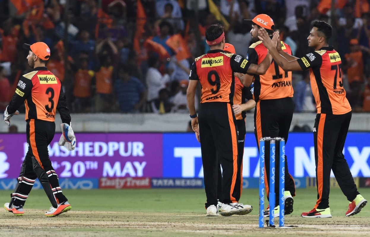 IPL 2018: KKR Seal Playoffs Berth With Five-wicket Win Over Sunrisers ...