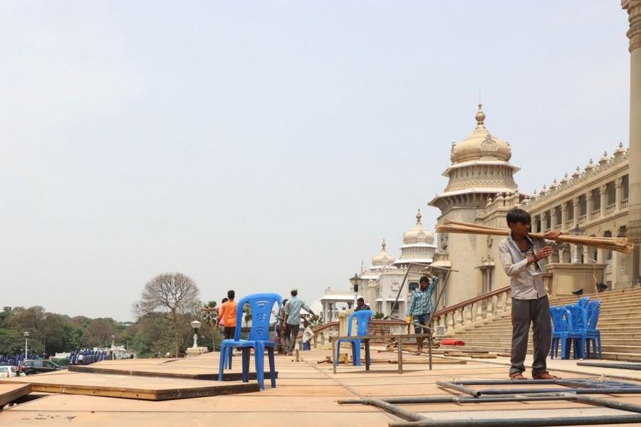Preparations for swearing in ceremony of Karnataka Chief Minister-designate H. D. Kumaraswamy underway at Vidhan Soudha in Bengaluru, on May 22, 2018. Kumaraswamy,hd kumaraswamy,Kumaraswamy swearing in ceremony,Kumaraswamy swearing in ceremony pics,Kumaraswamy swearing in ceremony images,Vidhan Soudha