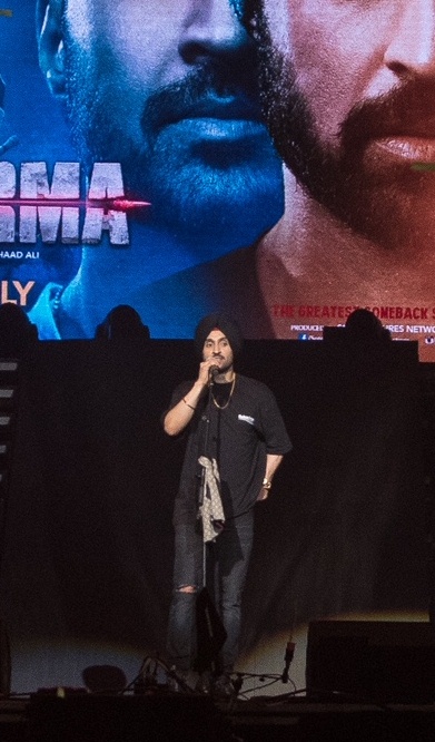 The drag-flickers journey – of wins, losses, life, and death – will soon be seen on-screen in Soorma, a Shaad Ali directorial, starring Diljit Dosanjh and Taapsee Pannu. Soorma is produced by Sony Pictures Networks Productions, Chitrangda Singh, and Deepak Singh which will release on 13th July 2018. Diljit Dosanjh,Diljit Dosanjh soorma,Soorma,Soorma poster,Soorma movie poster,Soorma new poster,Sandeep Singh,Birmingham Arena,Diljit Dosanjh sandeep singh