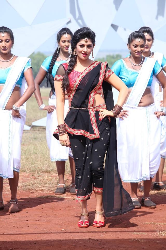 Radhika, is a well-known face in the sandalwood film industry, made her debut at the age of 14 with the Kannada film Ninagagi (2002). She went on to become one of the most sought after actress in the Kannada film industry in the early 2000's. She also forayed in to Tamil and Telugu film industry. In November 2010, she revealed that she was married to HD Kumaraswamy, Chief Minister of Karnataka. They have a daughter named Shamika K Swamy. On the acting front, she is next seen in Ponnappa, which is directed by Actor Ravichandran. Radhika Kumaraswamy,radhika kumaraswamy movies,Who is Radhika Kumaraswamy,radhika kumaraswamy controversy,Radhika Kumaraswamy pics,Radhika Kumaraswamy images,Radhika Kumaraswamy new pics,radhika shetty